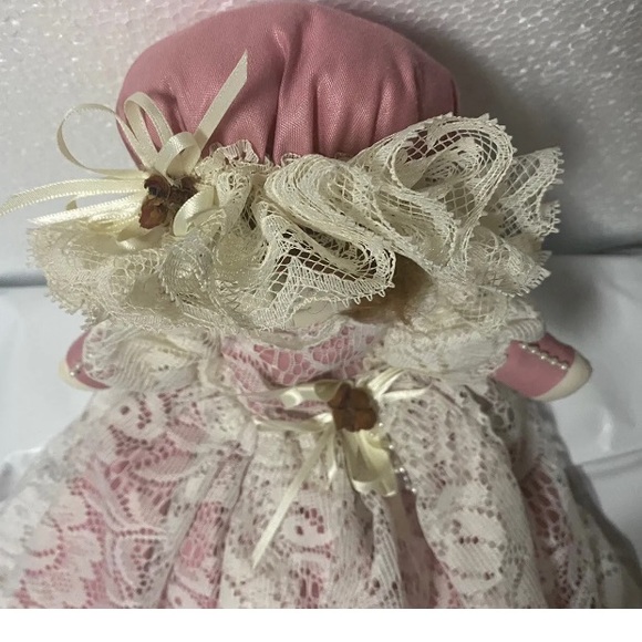 1993 Ozark Mtn Crafts Handmade Fabric Doll - Picture 11 of 15